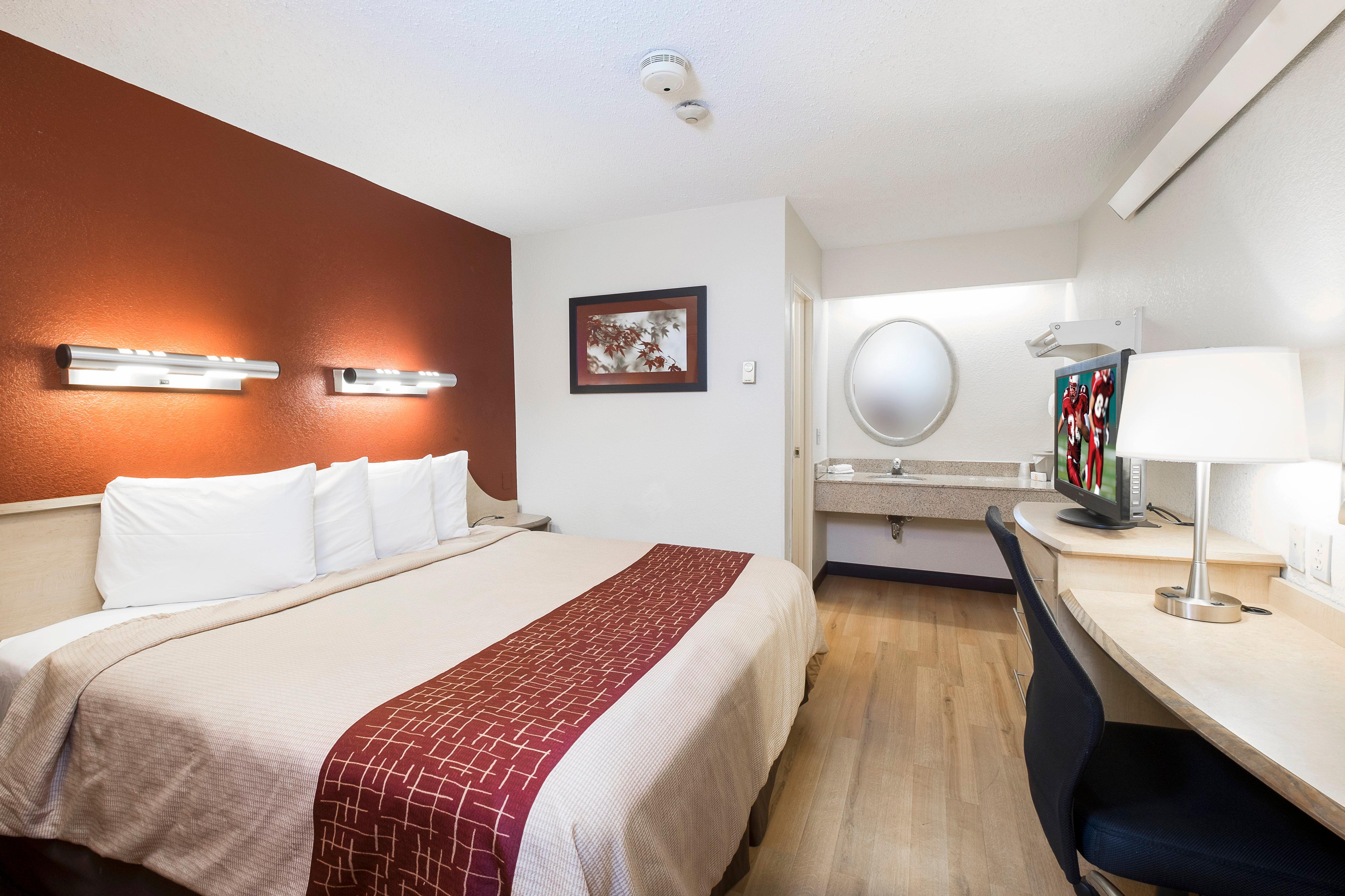 Red Roof Inn Elkhart Dış mekan fotoğraf