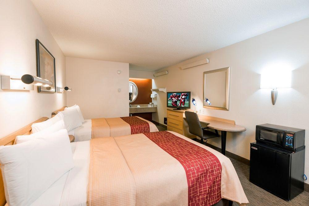 Red Roof Inn Elkhart Dış mekan fotoğraf