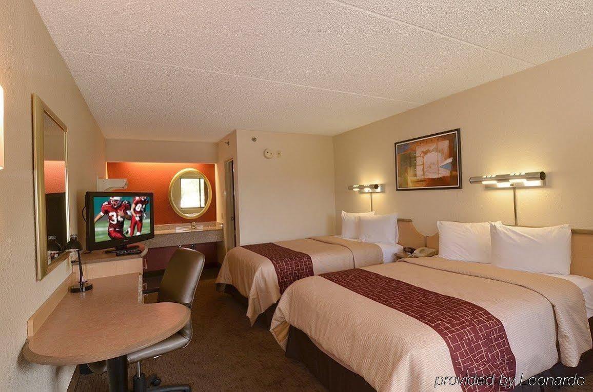Red Roof Inn Elkhart Dış mekan fotoğraf